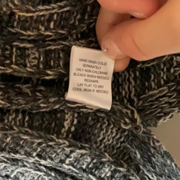 Lety & Me multi-colored cardigan, medium - Picture 4 of 5